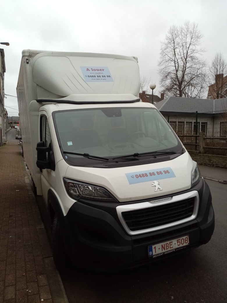 Camionnette AD Eternam Vivere